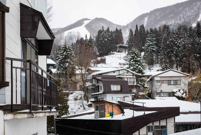 沼田→野澤溫泉滑雪場(領取裝備)→開始滑雪吧!!