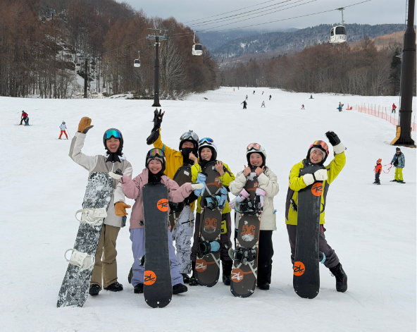 快樂滑雪日 (安排專業教練五小時教學課程)