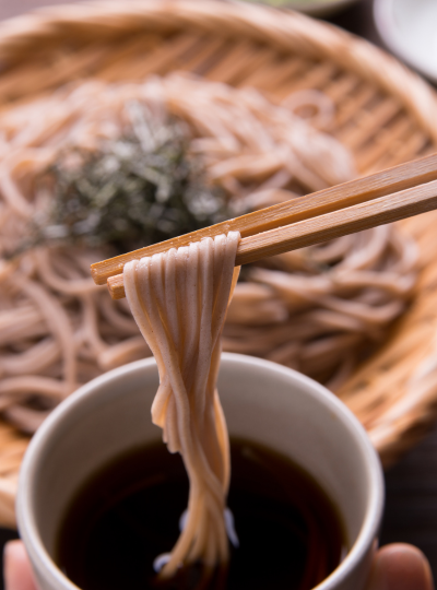 刺激滑行,挑戰速度極限!或 (休息前往湯澤周邊散策、手打蕎麥麵體驗、利き酒 越乃室、JR越後湯澤車站商店街)