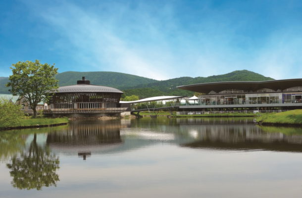 輕井澤滑雪場 (戲雪、滑雪)→輕井澤王子購物廣場